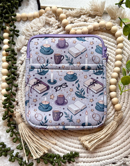 Kindle Sleeve with Reading and Bookish Design