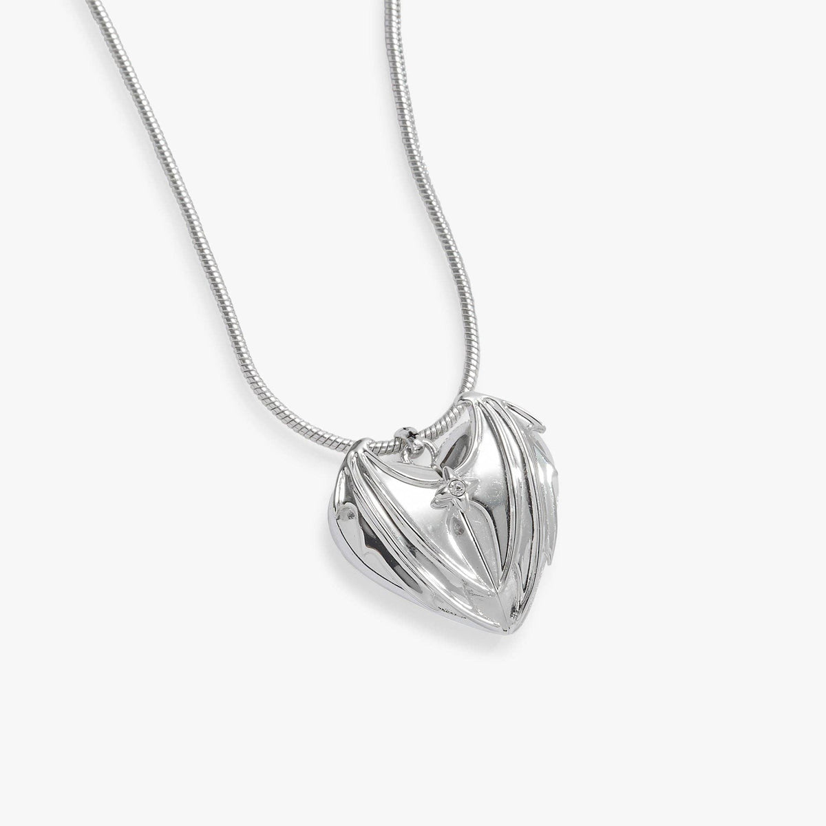 A Court of Thorns and Roses Velaris Heart Locket Necklace