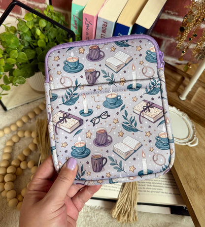 Kindle Sleeve with Reading and Bookish Design