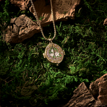 A Court of Thorns and Roses "There You Are" Locket Necklace - Silver