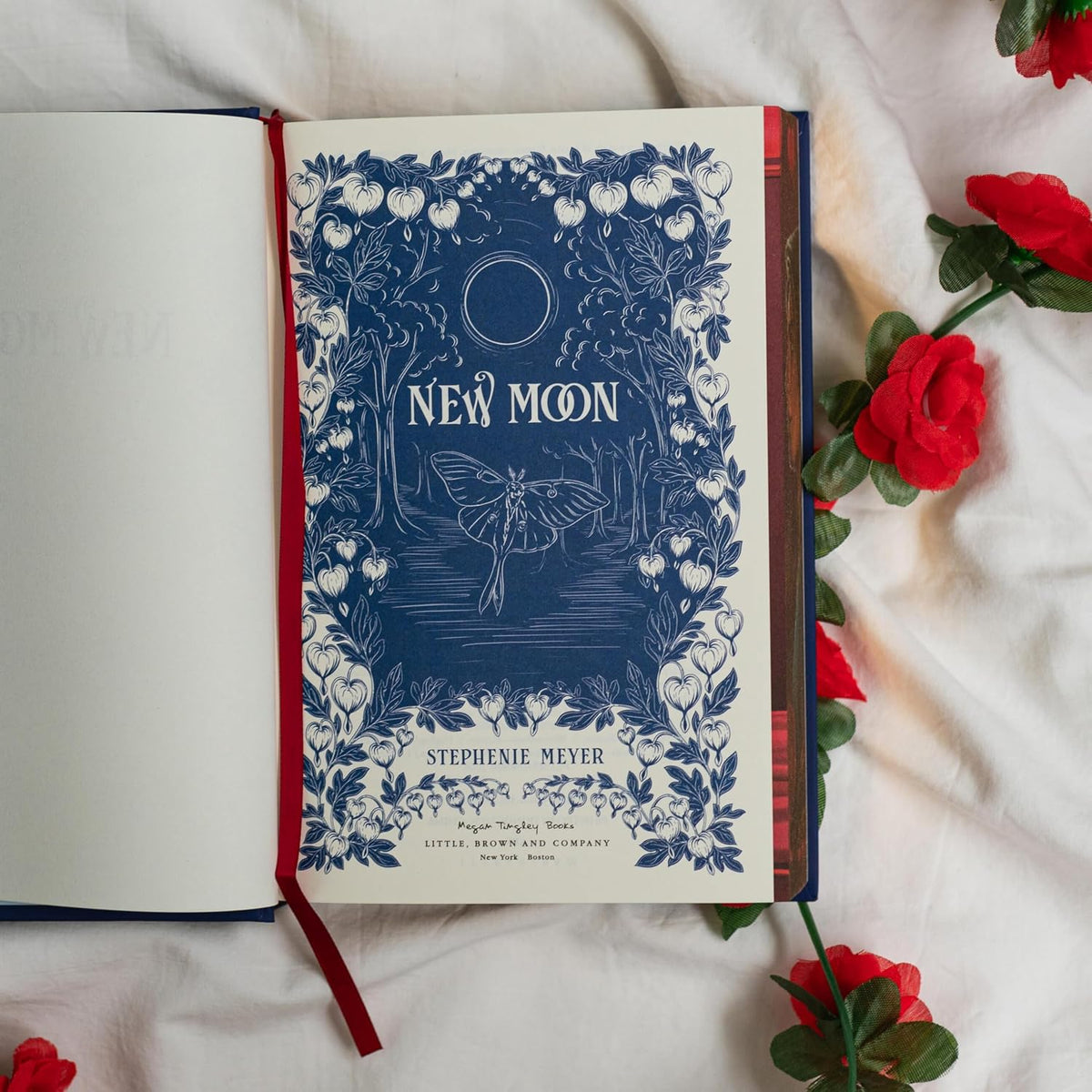New Moon: Deluxe Collector’s Edition (The Twilight Saga, 2)