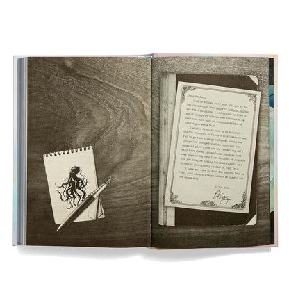 House of Salt and Sorrows: Deluxe Edition (Sisters of the Salt)
