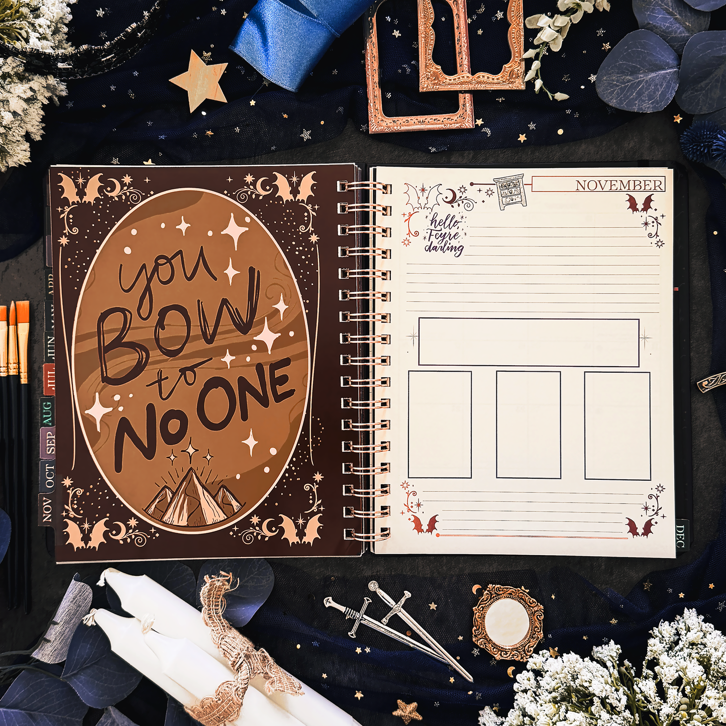 A Court of Thorns and Roses: Velaris 2027 Weekly Planner, Personal Organizer
