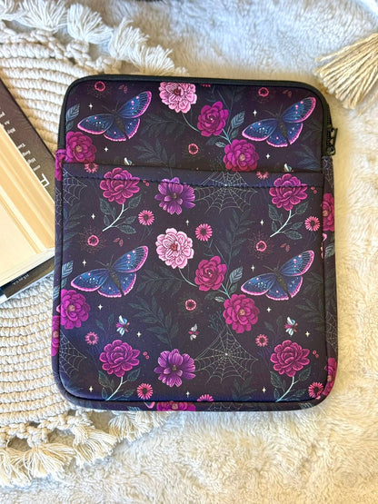 Reading Mystic Moth Kindle Sleeve | Kindle Sleeve |Kindle